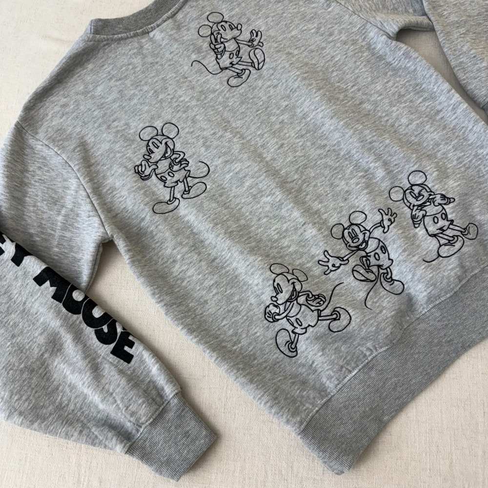 Disney Mickey Mouse Oh Boy Heather Gray Graphic Crewneck Sweatshirt Small - Picture 2 of 8